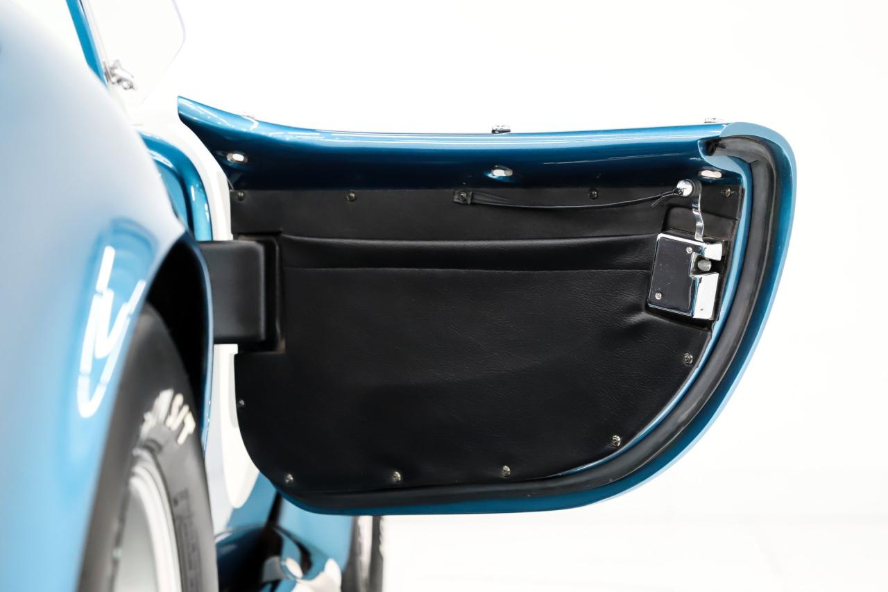 1965 Shelby Cobra Superformance MKIII