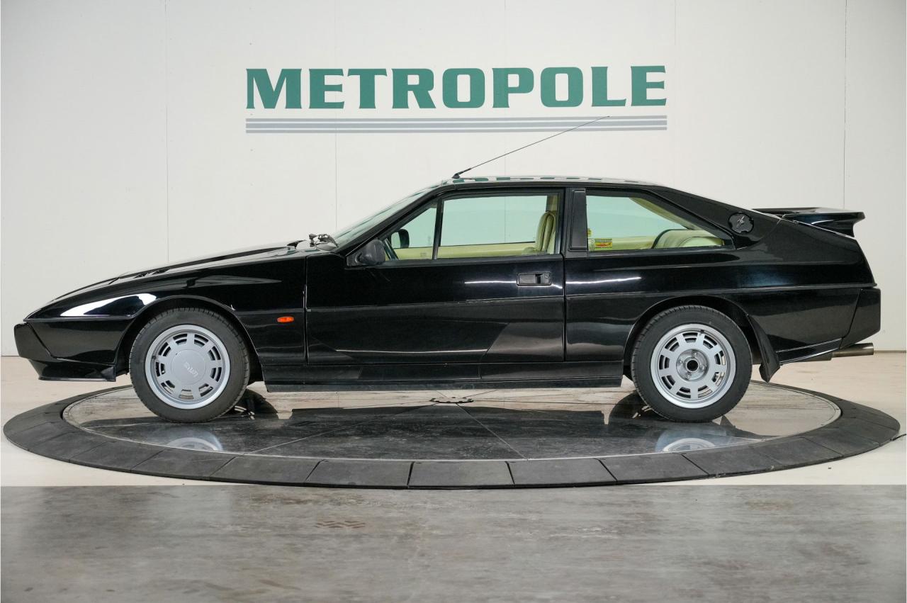 1986 Lotus Excel SE