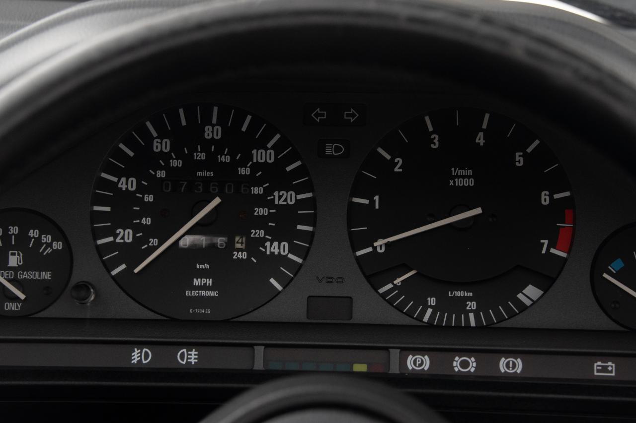 1987 BMW 320i Convertible