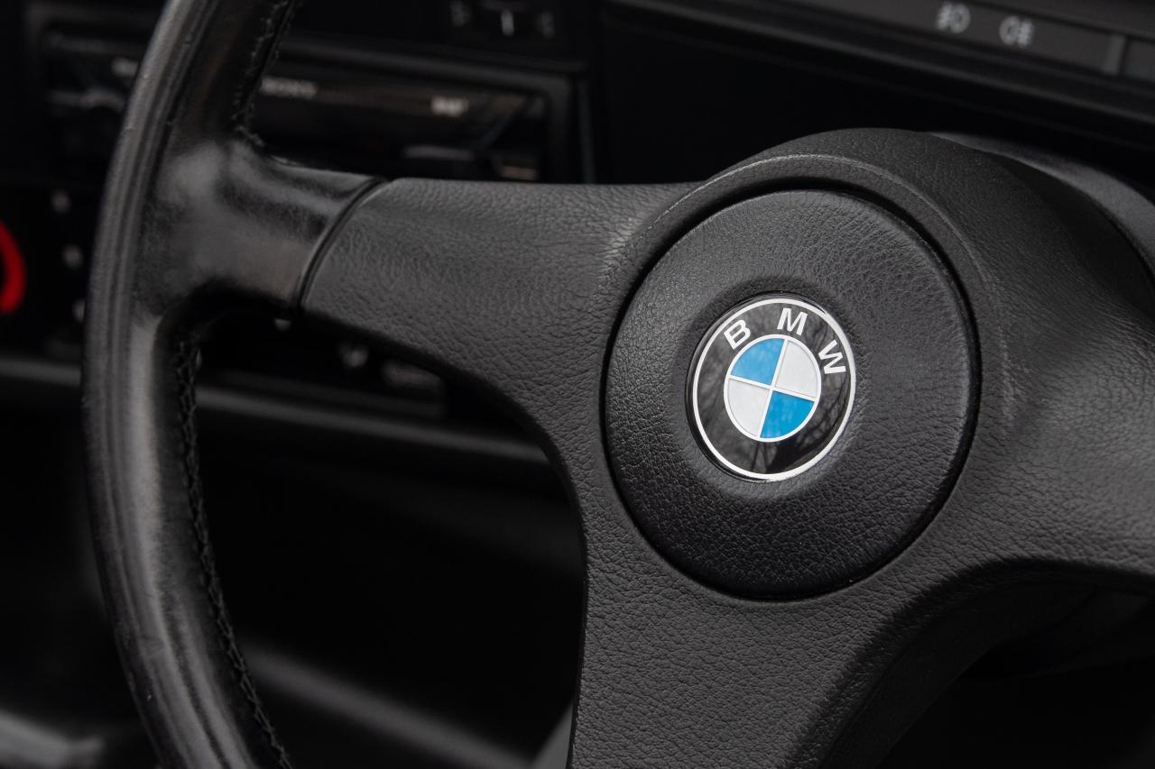 1987 BMW 320i Convertible