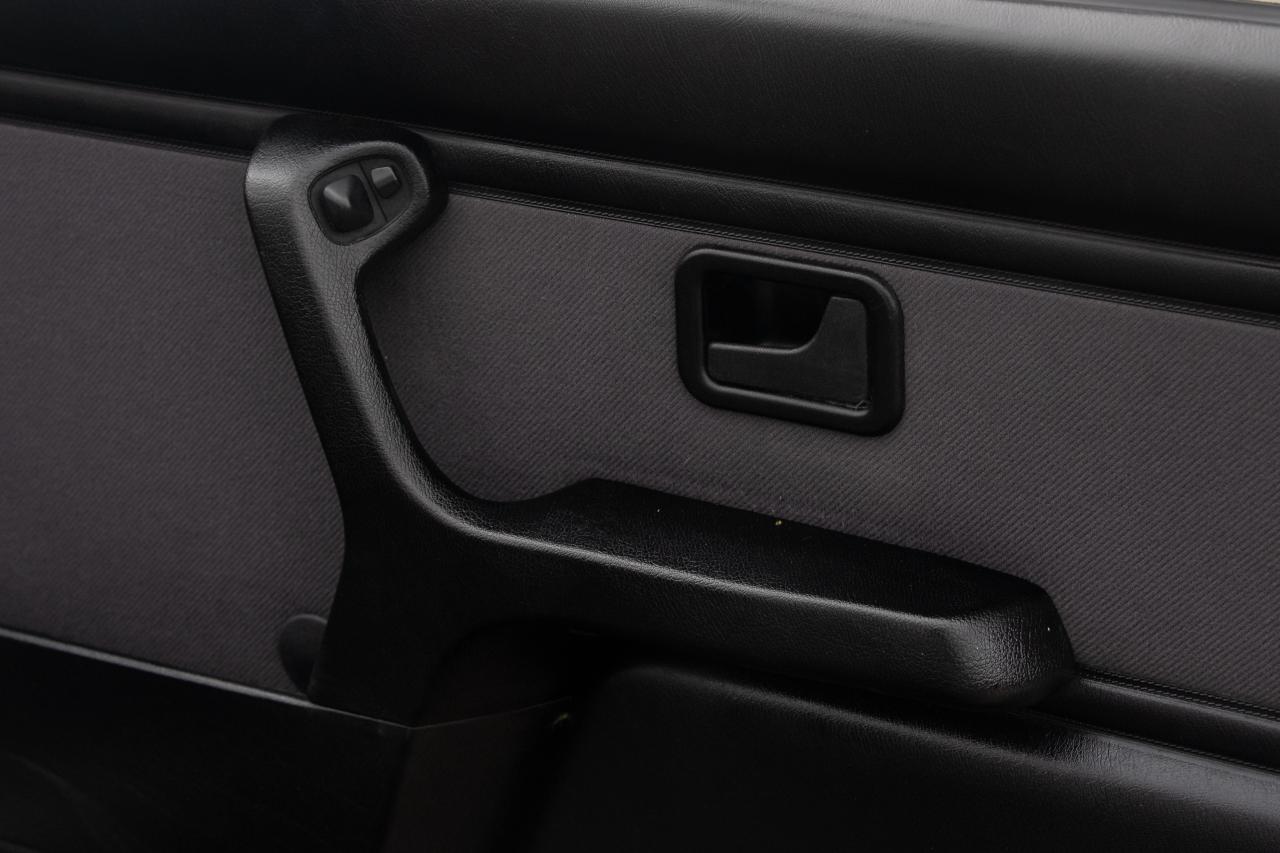 1987 BMW 320i Convertible