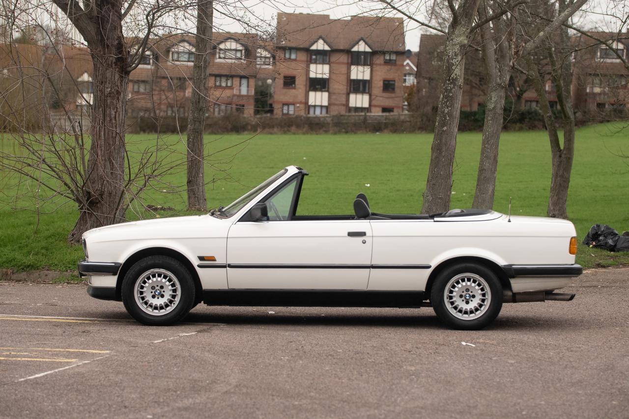 1987 BMW 320i Convertible