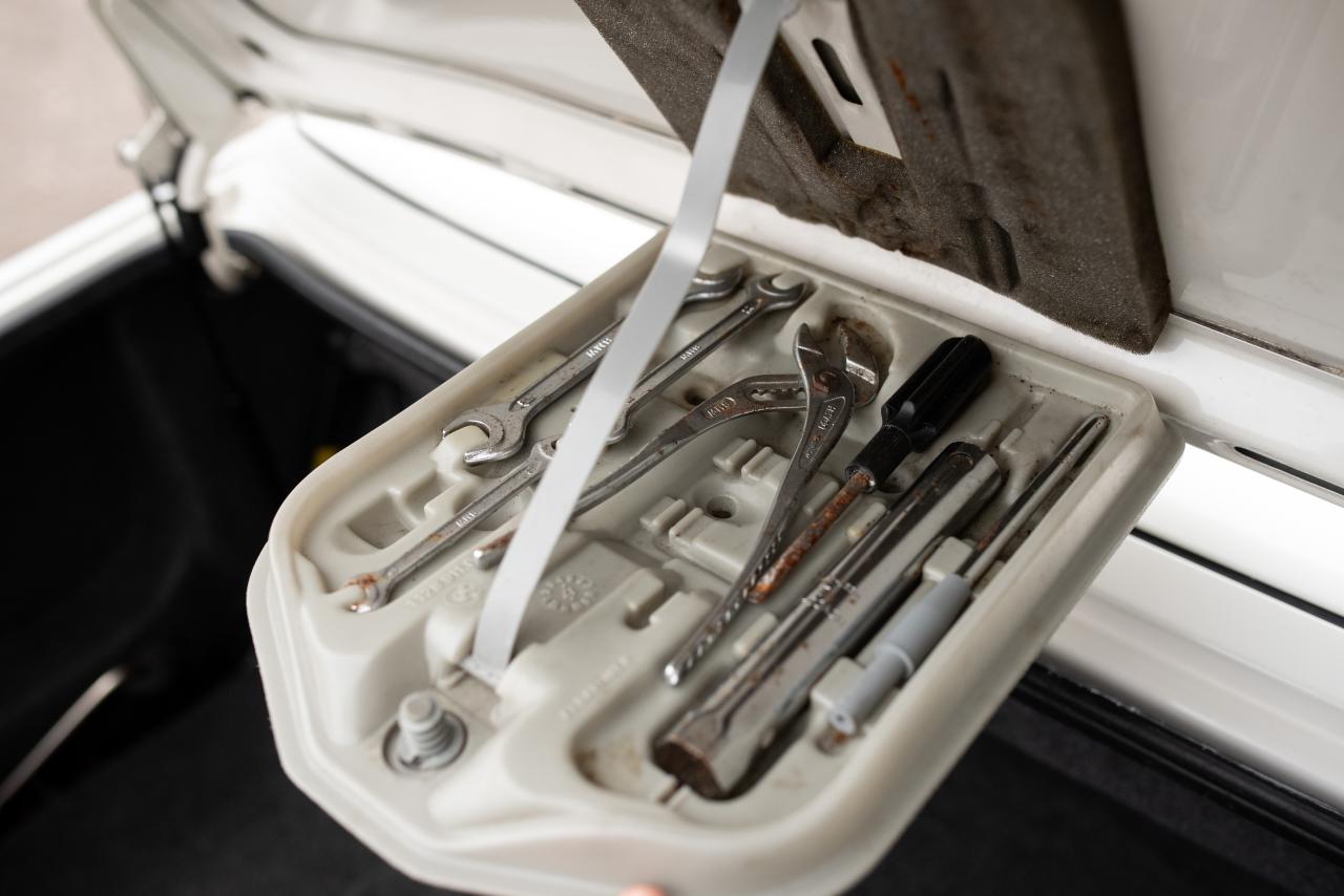 1987 BMW 320i Convertible