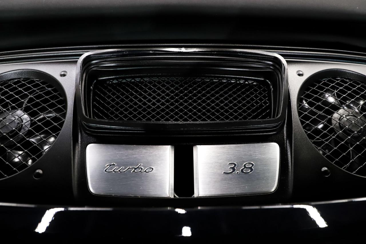 2017 Porsche 911 Turbo