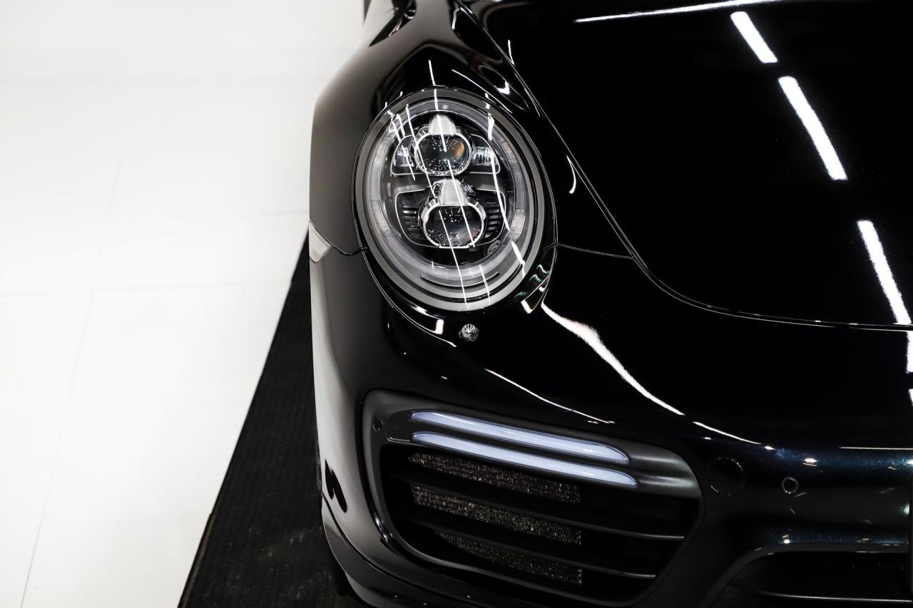 2017 Porsche 911 Turbo