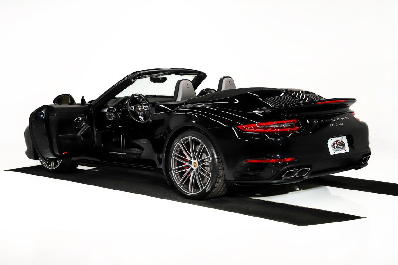 2017 Porsche 911 Turbo