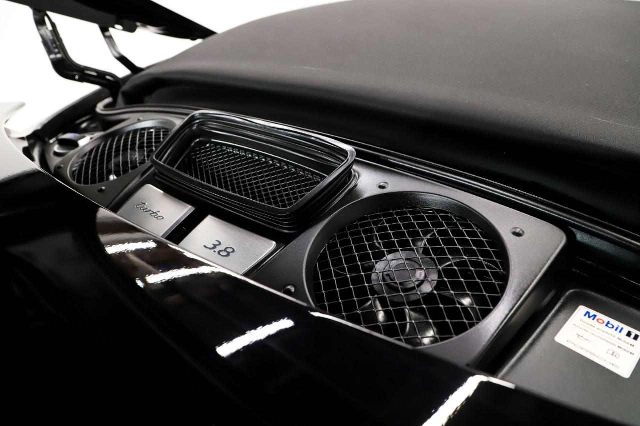 2017 Porsche 911 Turbo