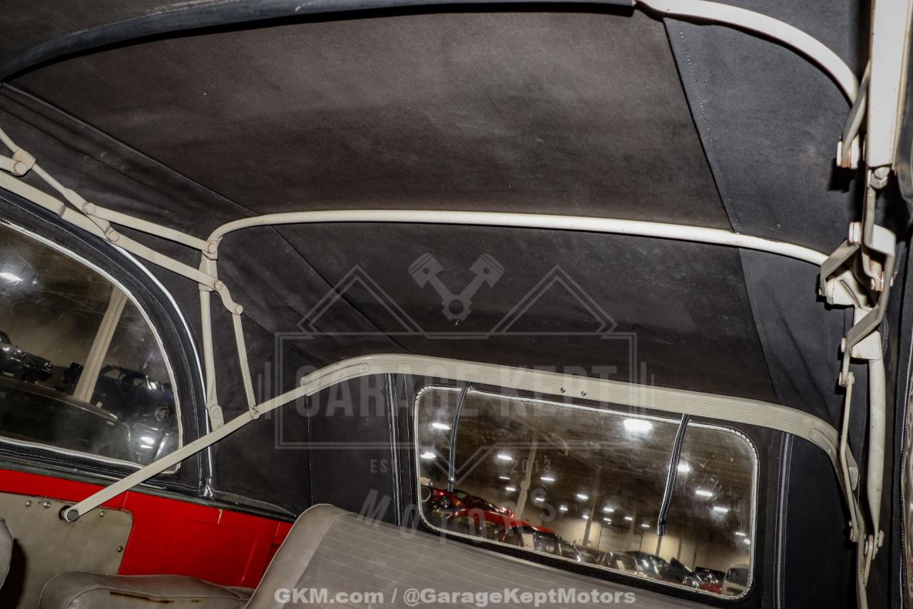 1949 Willys Jeepster