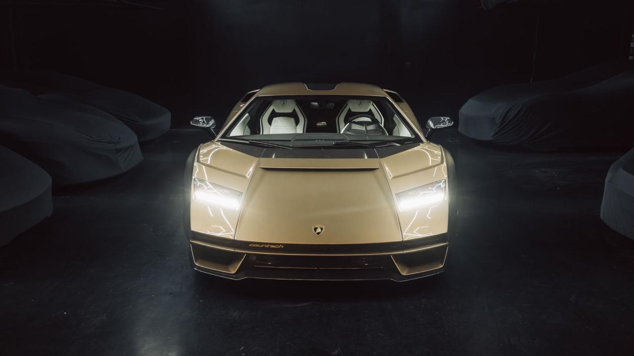 2022 Lamborghini Countach LPI 800-4