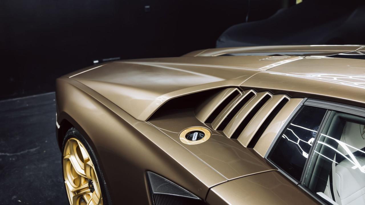 2022 Lamborghini Countach LPI 800-4