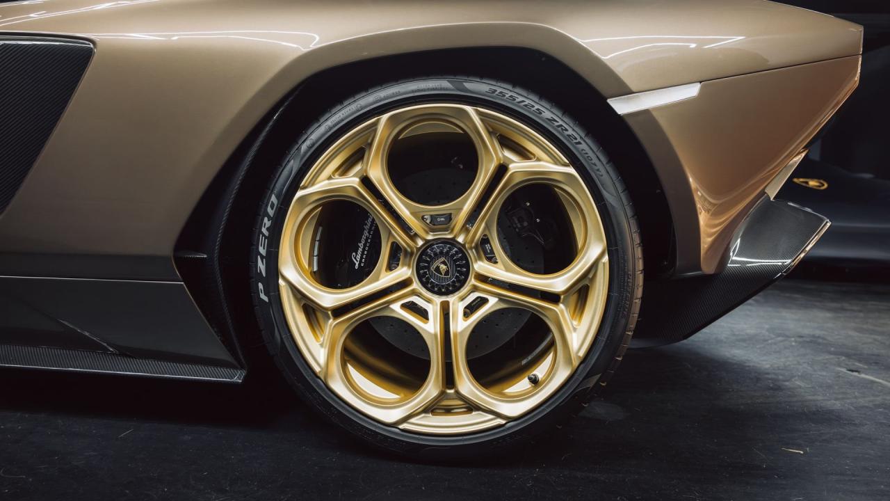 2022 Lamborghini Countach LPI 800-4