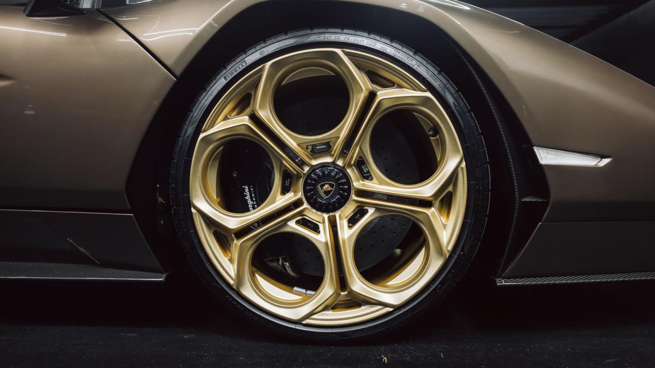 2022 Lamborghini Countach LPI 800-4