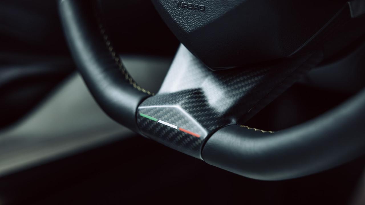 2022 Lamborghini Countach LPI 800-4