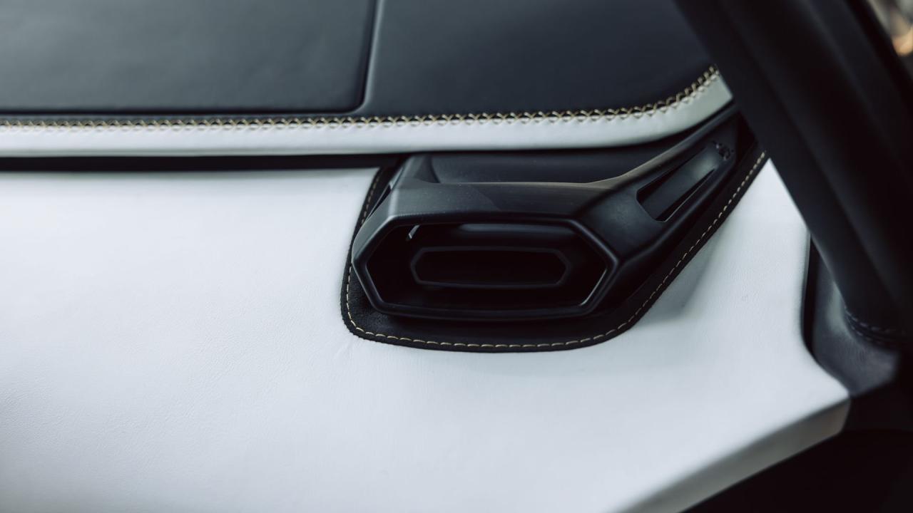 2022 Lamborghini Countach LPI 800-4