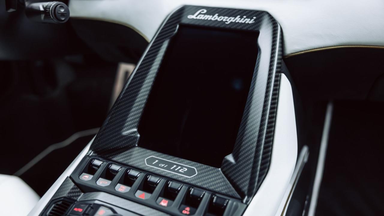 2022 Lamborghini Countach LPI 800-4