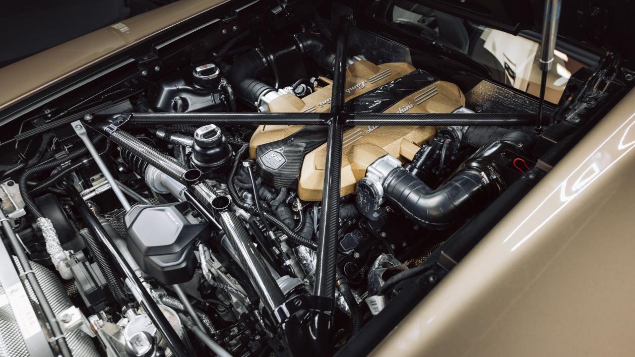 2022 Lamborghini Countach LPI 800-4