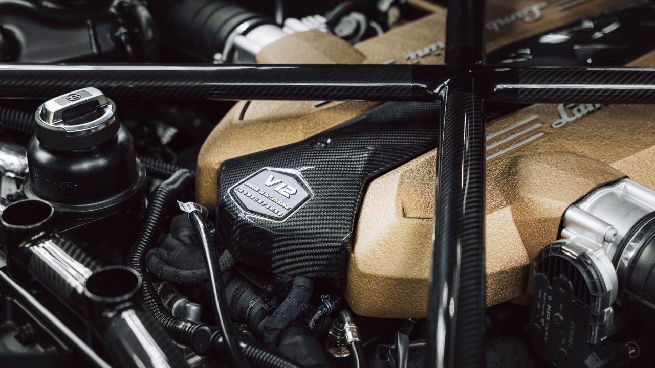 2022 Lamborghini Countach LPI 800-4