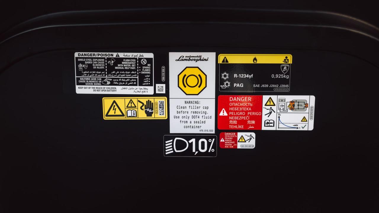 2022 Lamborghini Countach LPI 800-4