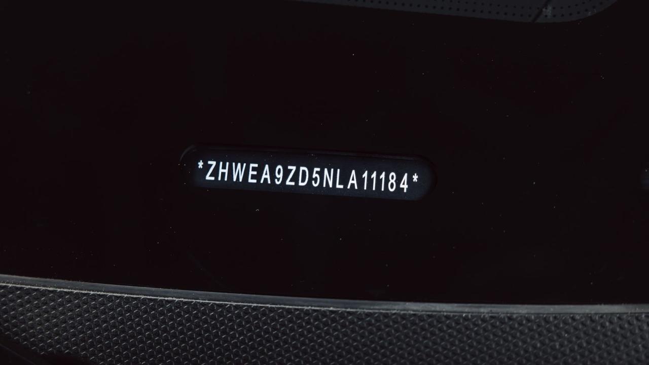 2022 Lamborghini Countach LPI 800-4