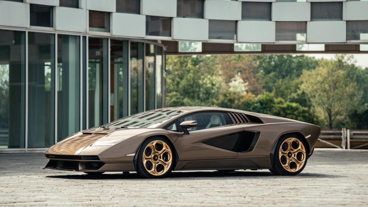 2022 Lamborghini Countach LPI 800-4