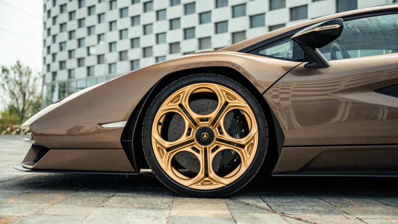 2022 Lamborghini Countach LPI 800-4