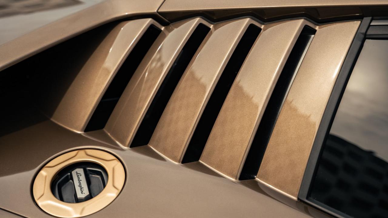 2022 Lamborghini Countach LPI 800-4