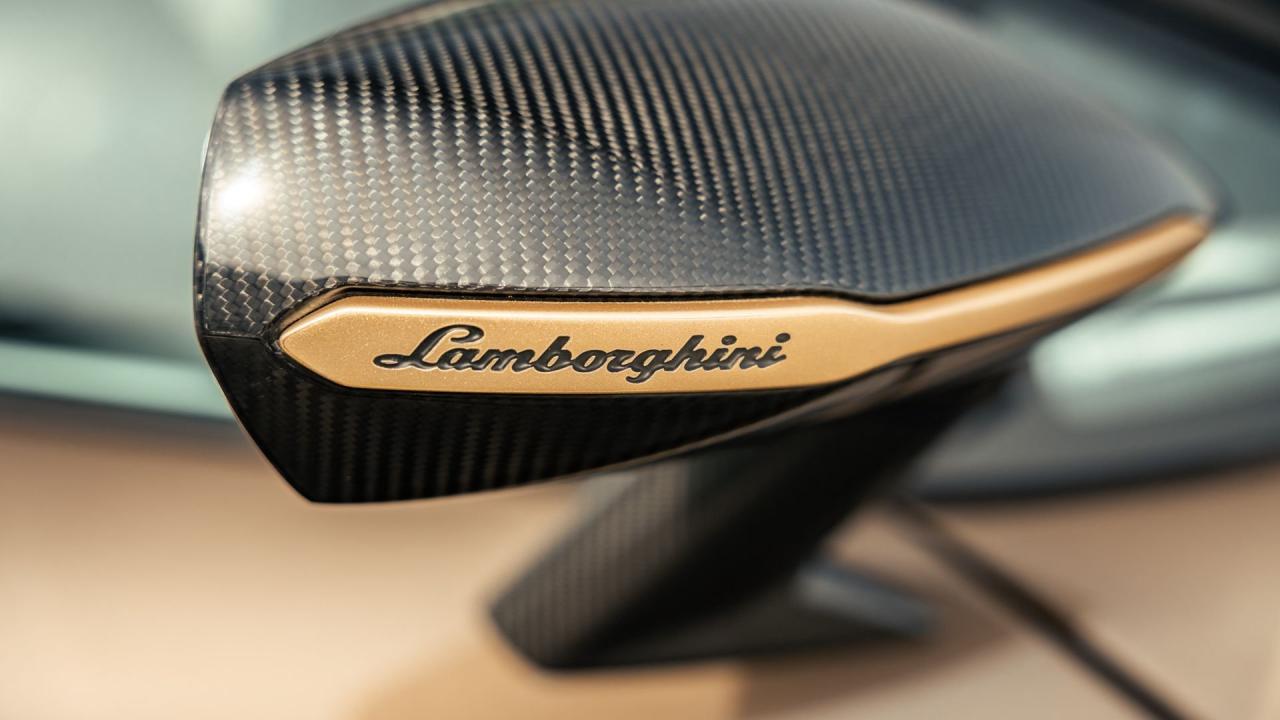 2022 Lamborghini Countach LPI 800-4