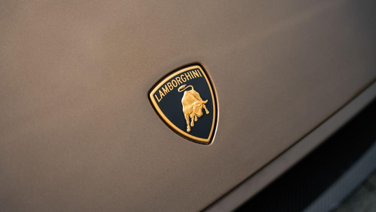 2022 Lamborghini Countach LPI 800-4