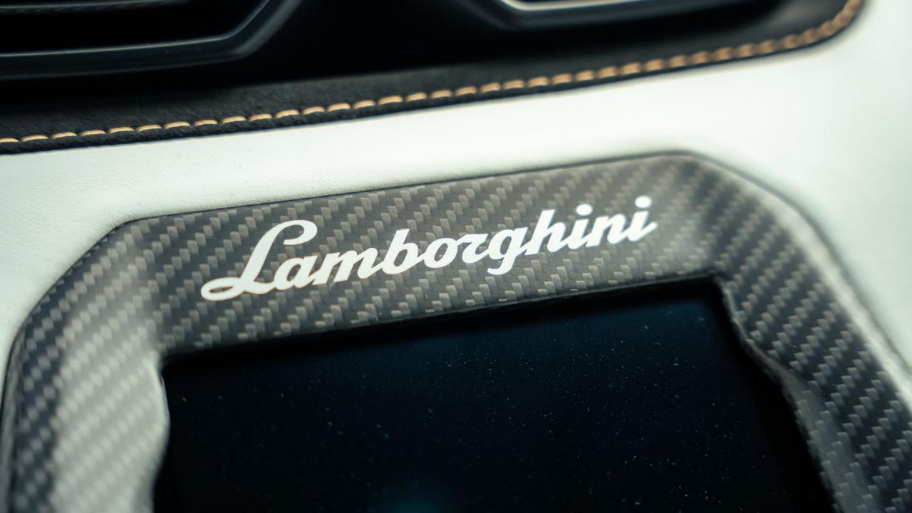 2022 Lamborghini Countach LPI 800-4