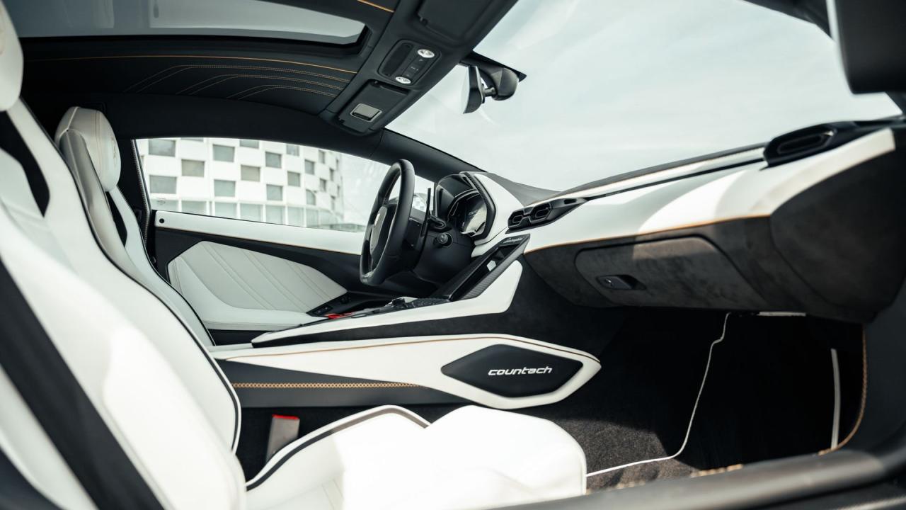 2022 Lamborghini Countach LPI 800-4