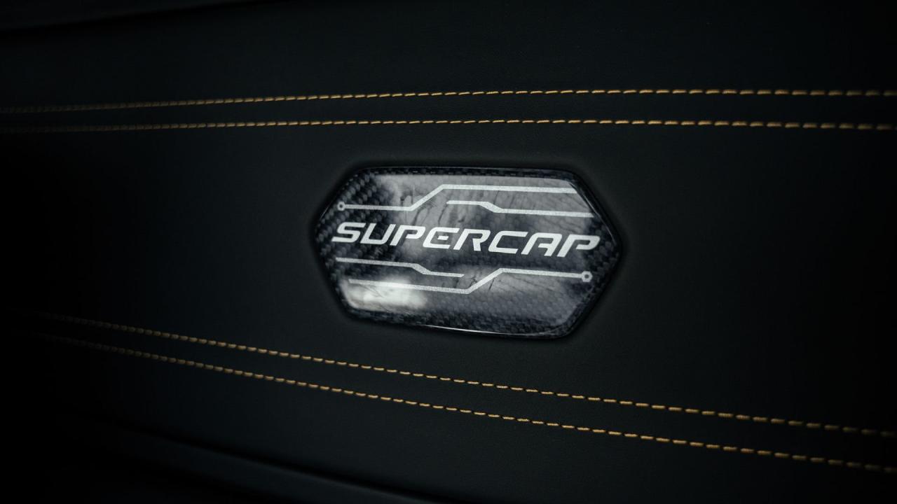 2022 Lamborghini Countach LPI 800-4