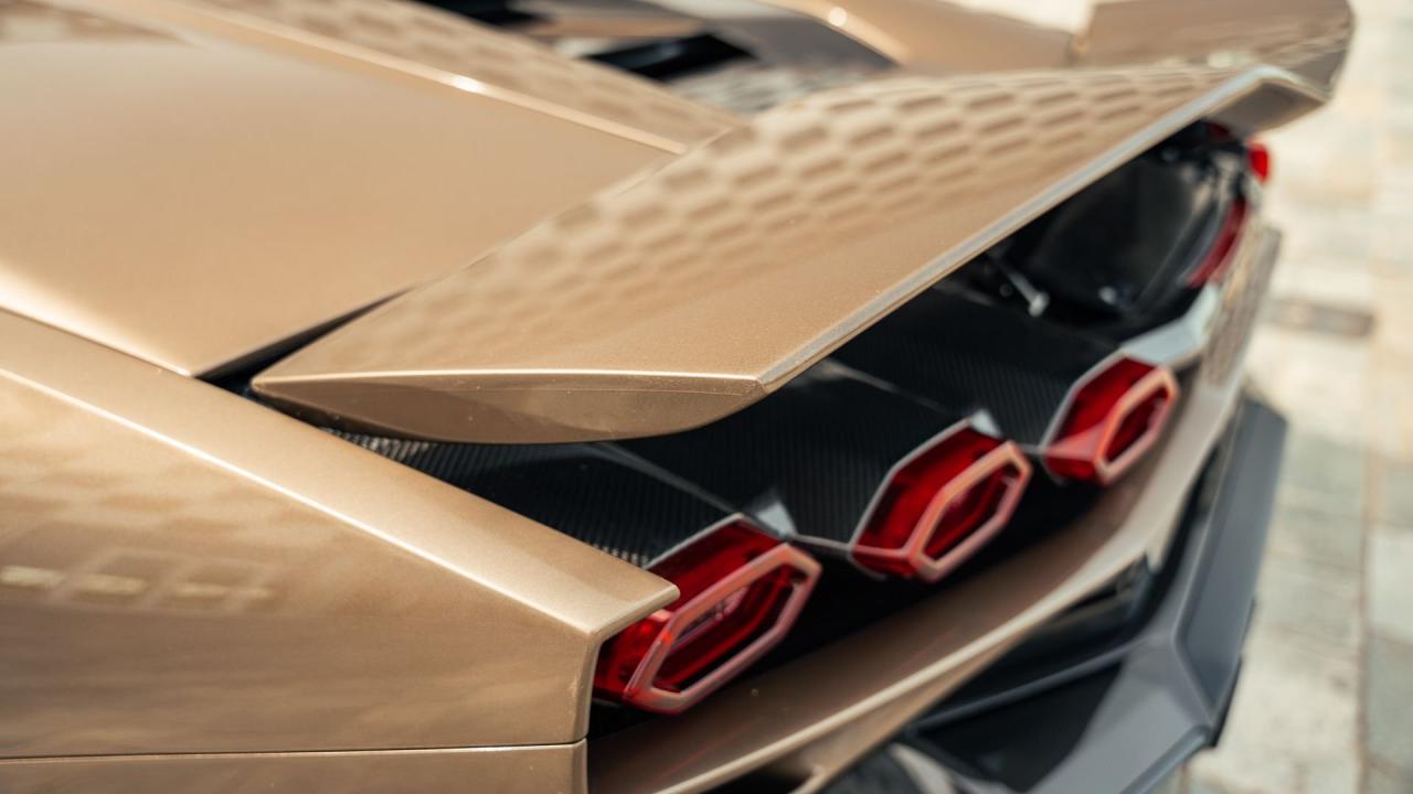 2022 Lamborghini Countach LPI 800-4