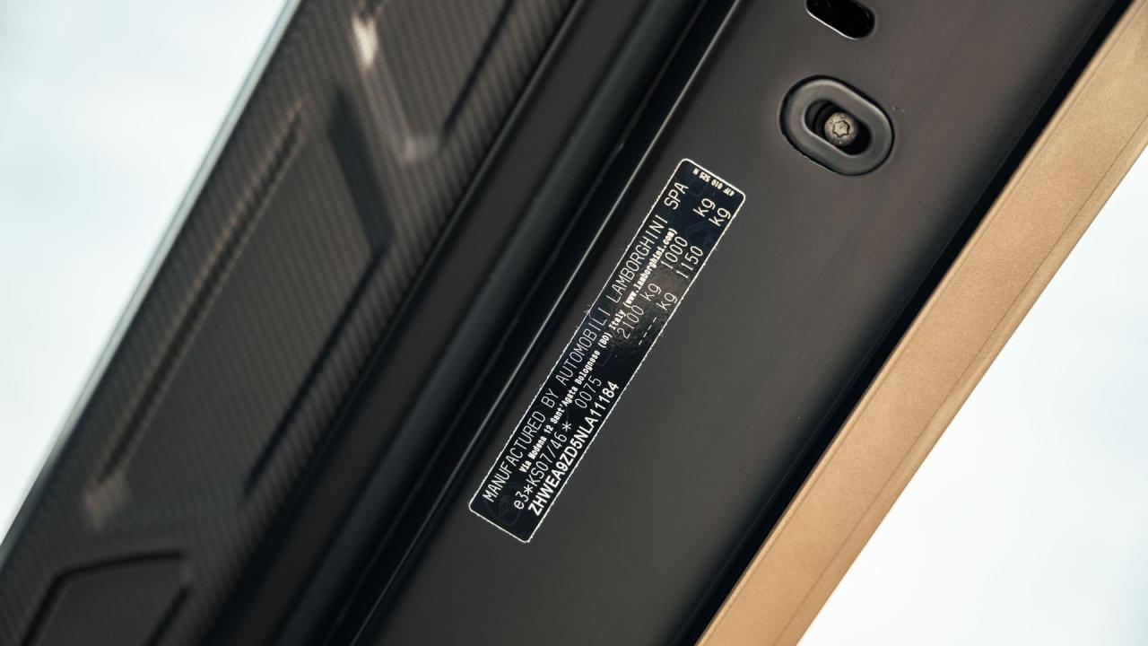 2022 Lamborghini Countach LPI 800-4