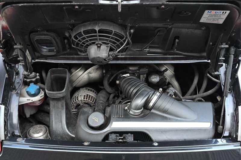 2005 Porsche 911 CARRERA 2 S