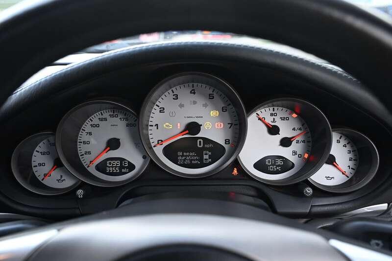 2005 Porsche 911 CARRERA 2 S