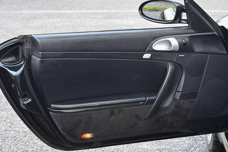 2005 Porsche 911 CARRERA 2 S