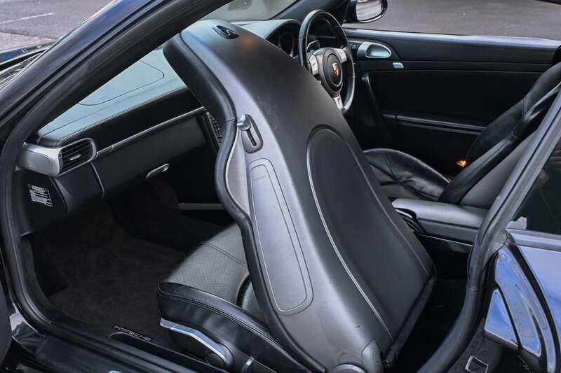 2005 Porsche 911 CARRERA 2 S