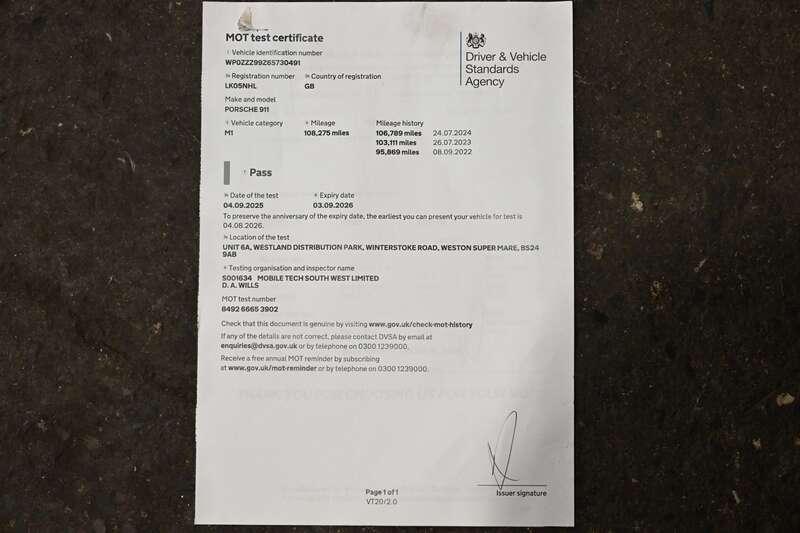 2005 Porsche 911 CARRERA 2 S