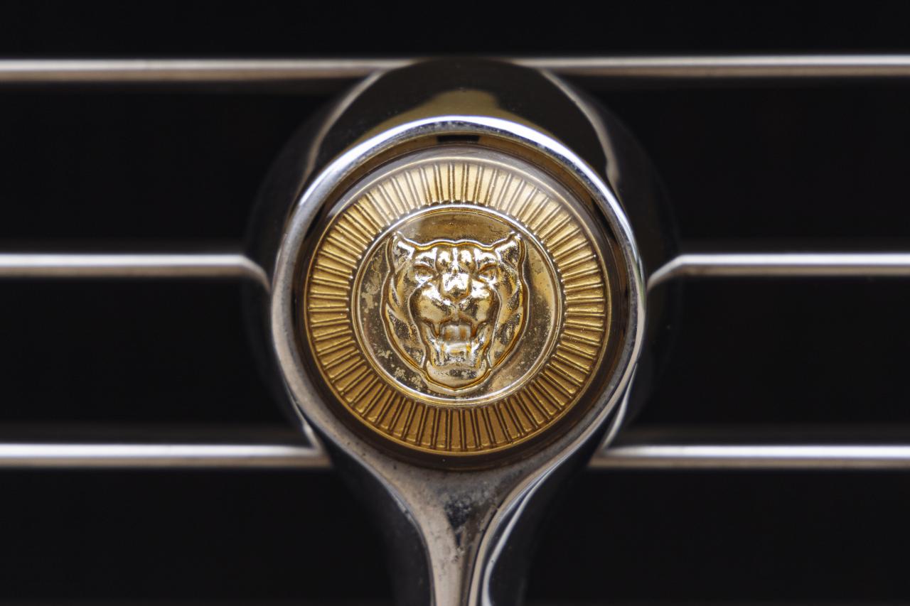 1972 Jaguar E-Type Series III Coup&eacute;