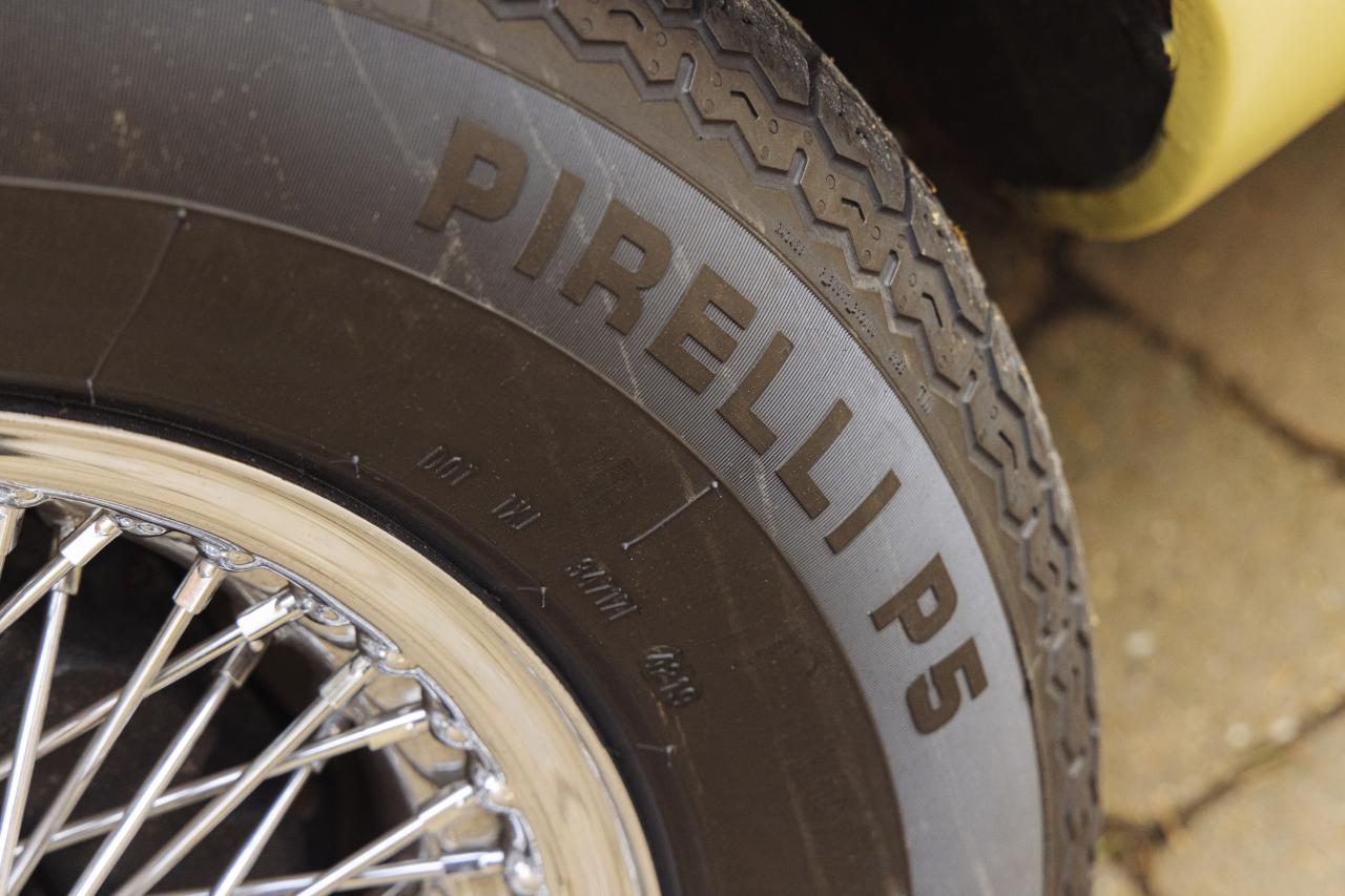 1972 Jaguar E-Type Series III Coup&eacute;