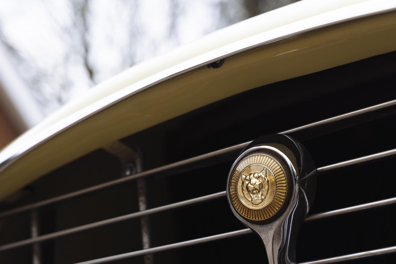 1972 Jaguar E-Type Series III Coup&eacute;