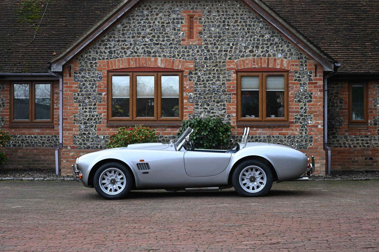 2001 AC Cobra CRS