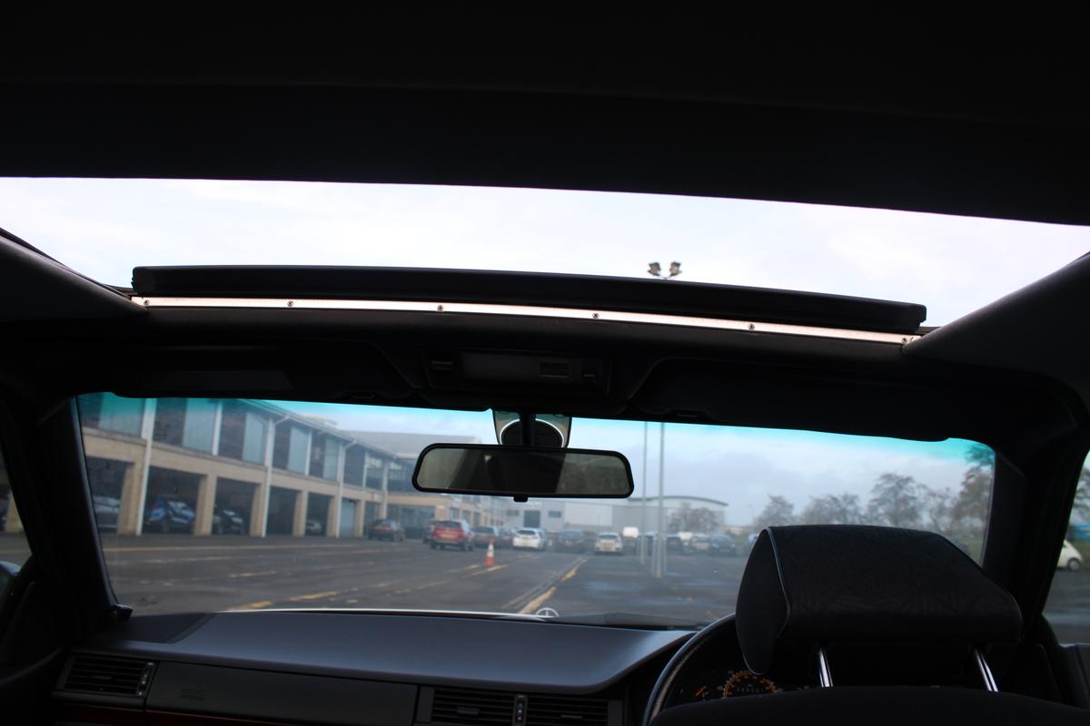 1995 Mercedes - Benz E220 COUPE AUTO