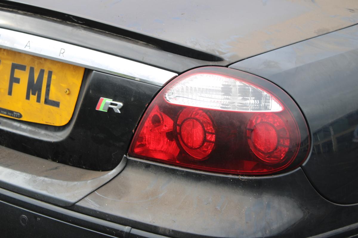 2005 Jaguar S-TYPE V8 R AUTO