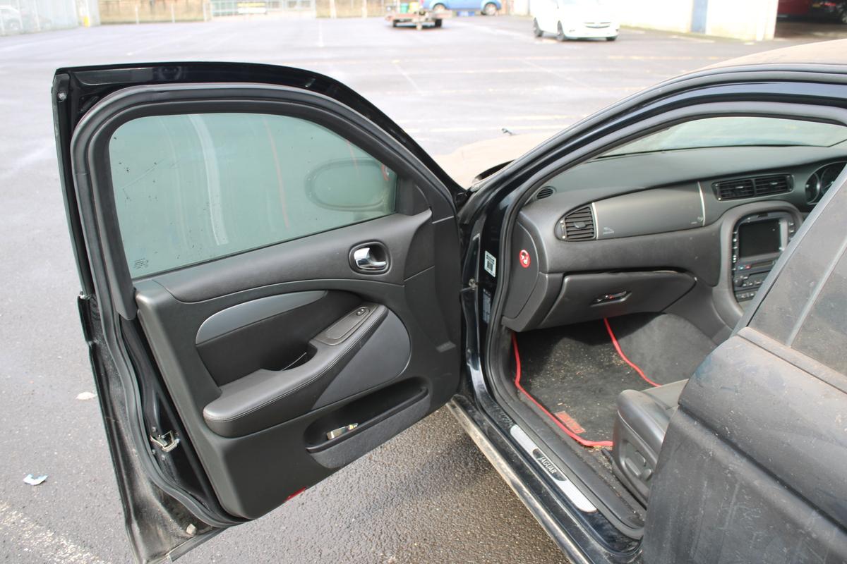 2005 Jaguar S-TYPE V8 R AUTO