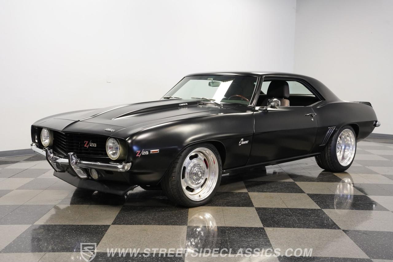 1969 Chevrolet Camaro Z/28 Tribute Restomod