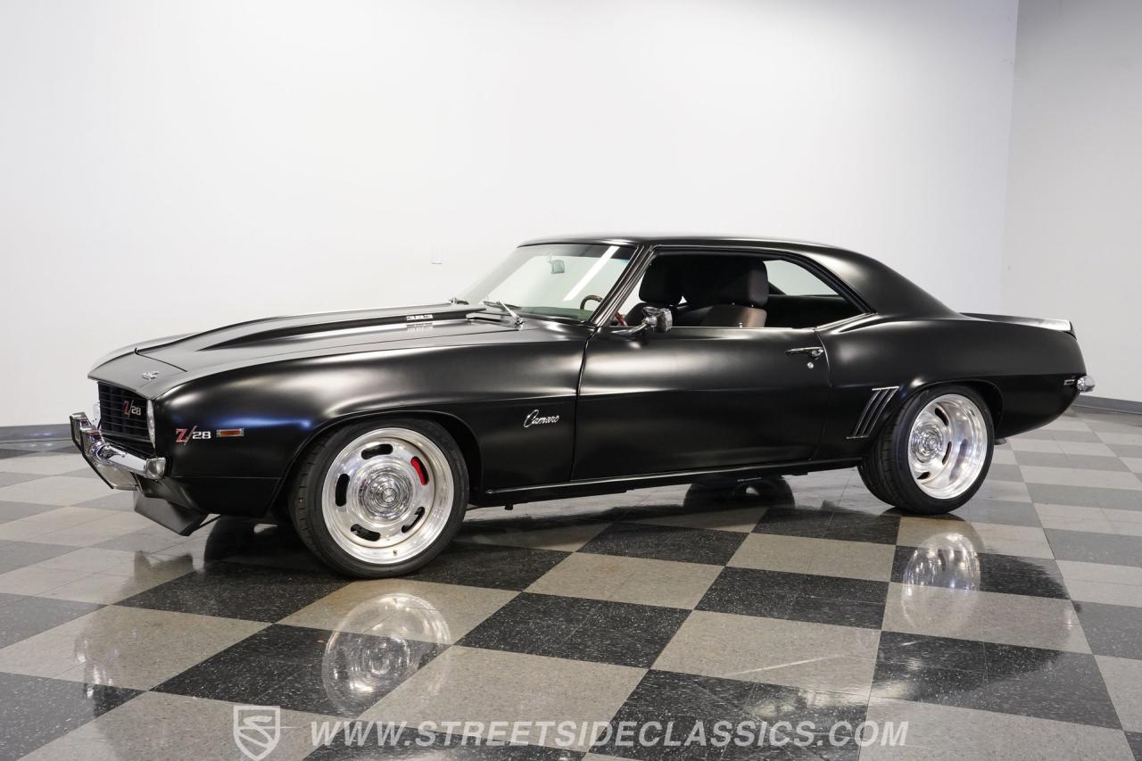 1969 Chevrolet Camaro Z/28 Tribute Restomod