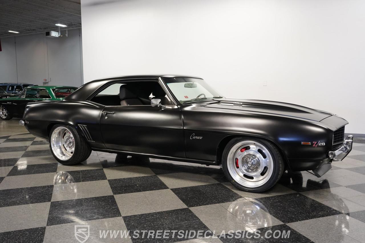 1969 Chevrolet Camaro Z/28 Tribute Restomod