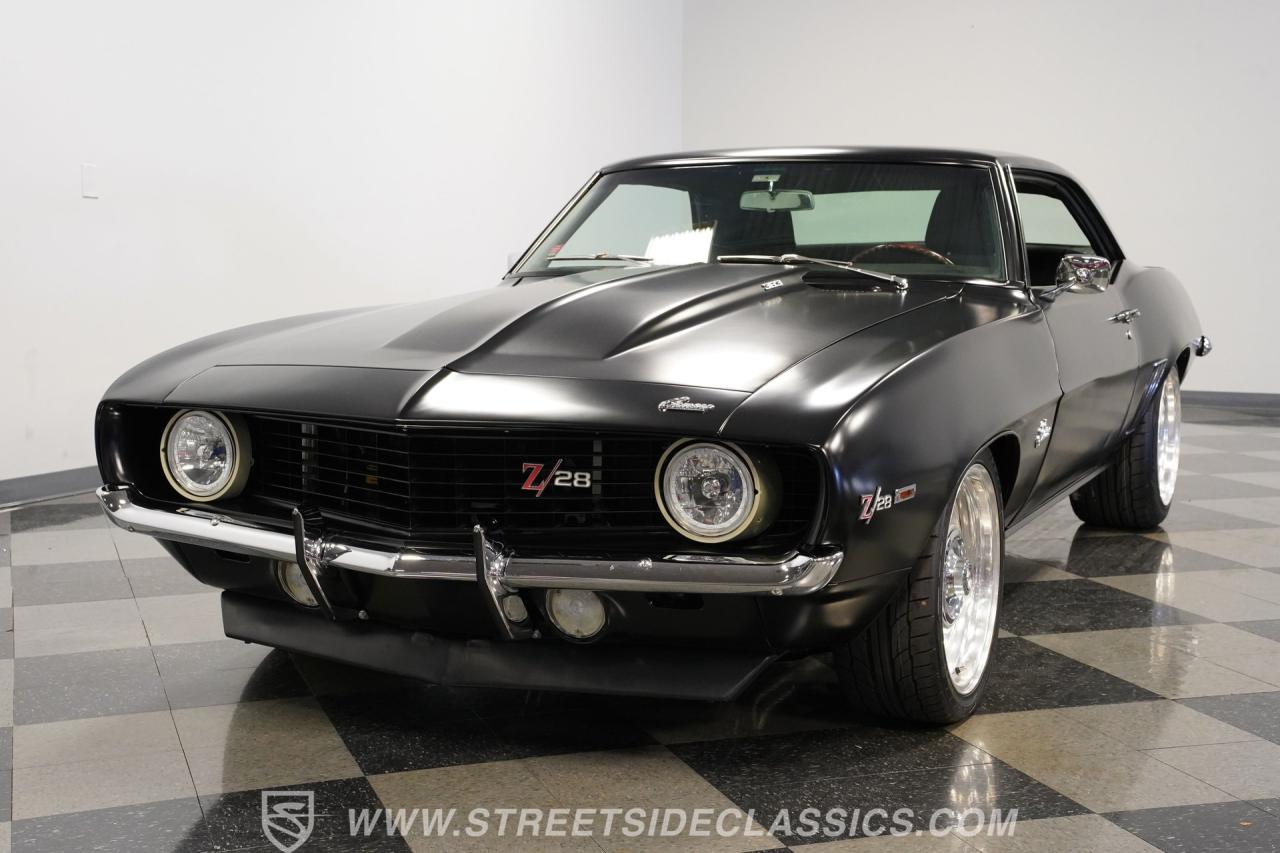 1969 Chevrolet Camaro Z/28 Tribute Restomod