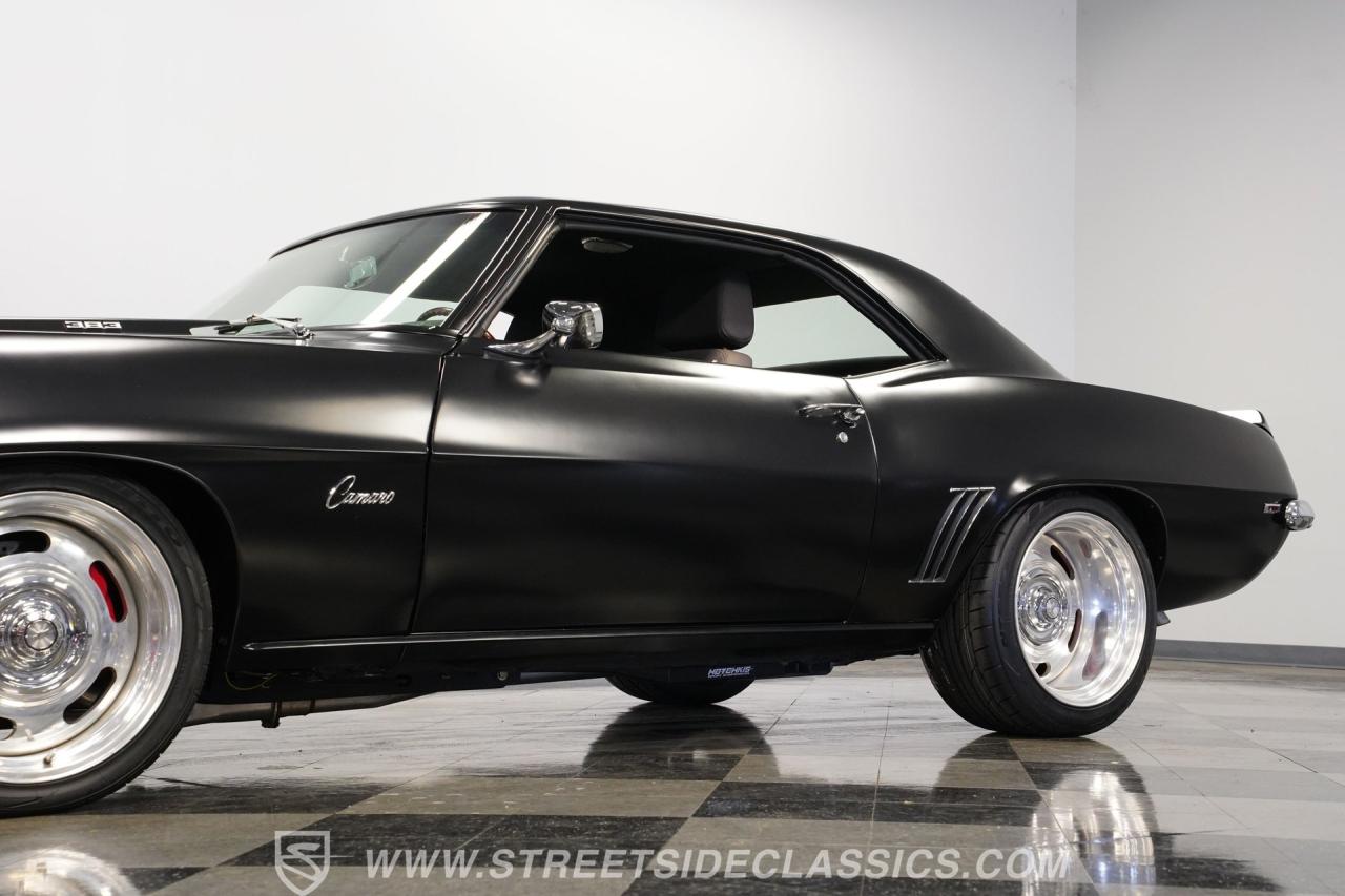 1969 Chevrolet Camaro Z/28 Tribute Restomod